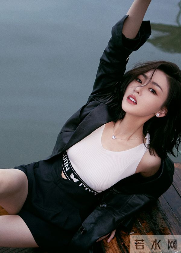 张天爱,太饱满了吧,人间水蜜桃,这样的女神谁能不爱,真的绝!