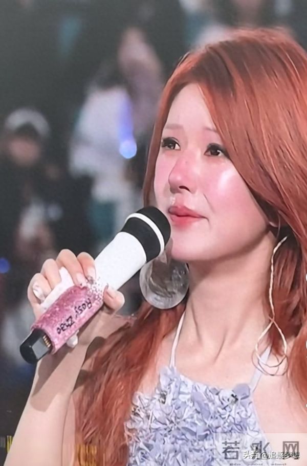 赵露思生日会含泪以为自己再也不能拍戏了 谁知道6套造型直接封神