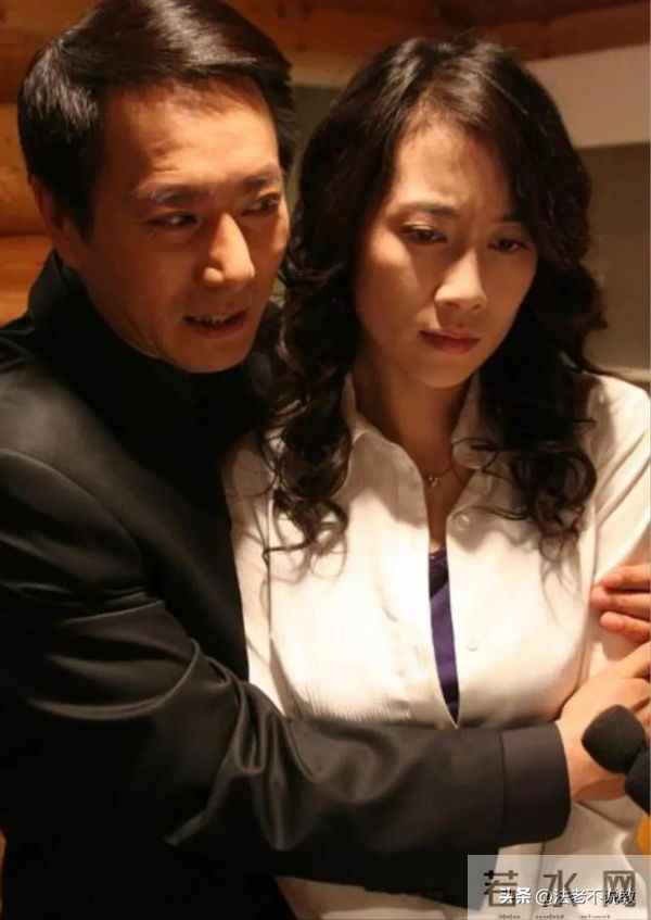 温峥嵘:隐婚生子二十年,老公不是何政军,与姚刚也很清白