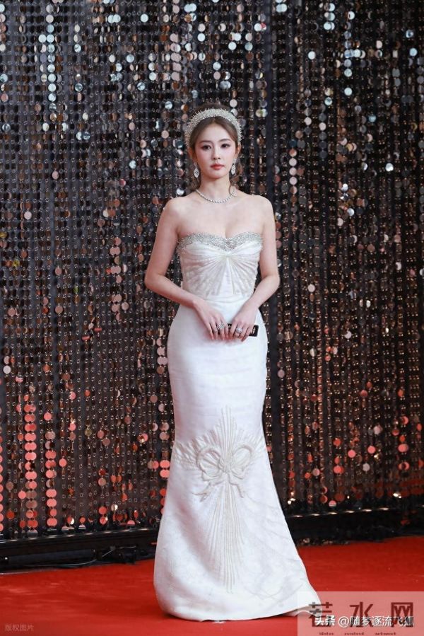 白鹿亮相2025微博视界大会