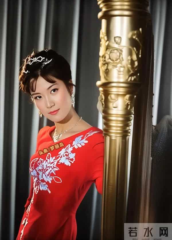 1986年明星时装挂历 时装电影《黑蜻蜓》《模特之死》吴海燕 陈烨 等