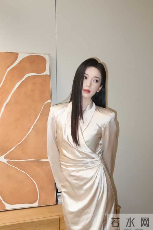 刘令姿——居家写真集欣赏