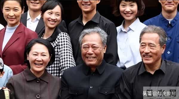 他是最干净的男演员，为妻息影12年，一生零绯闻，如今老到不敢认