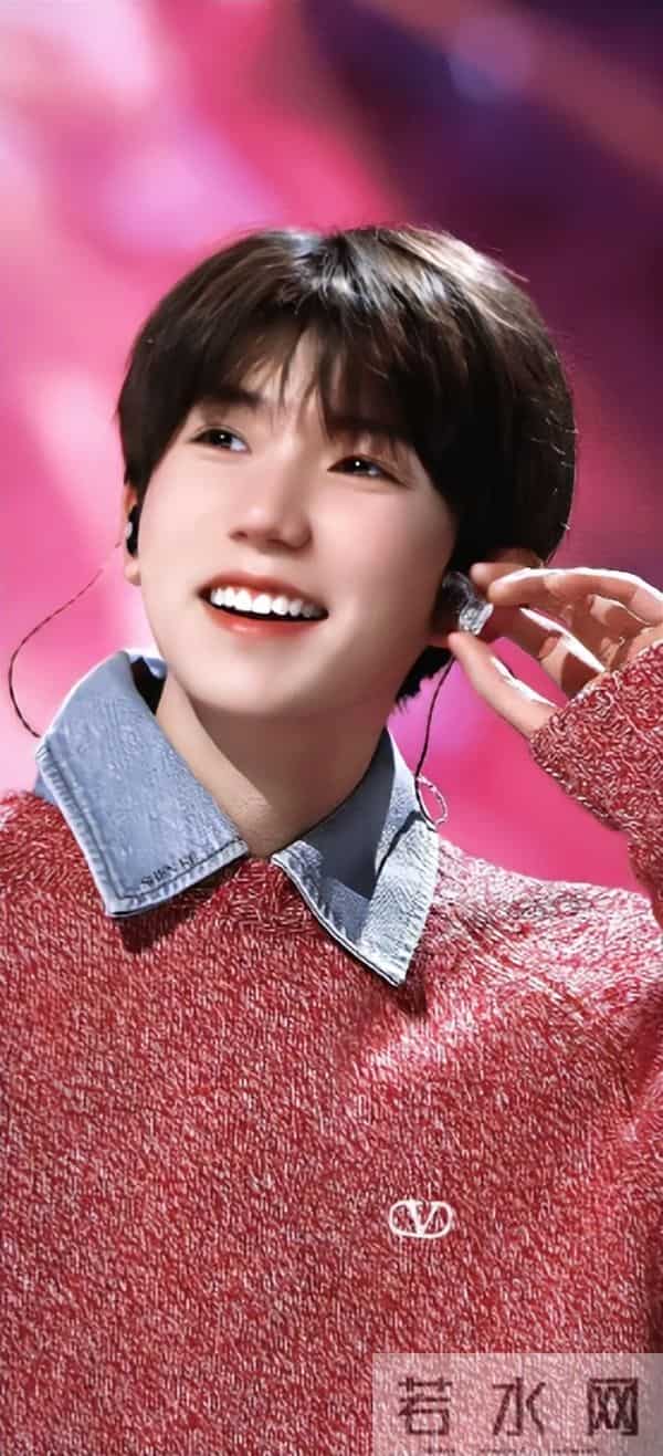 一场生日，戳穿25岁王源江湖地位，易烊千玺确实一个字都没说错