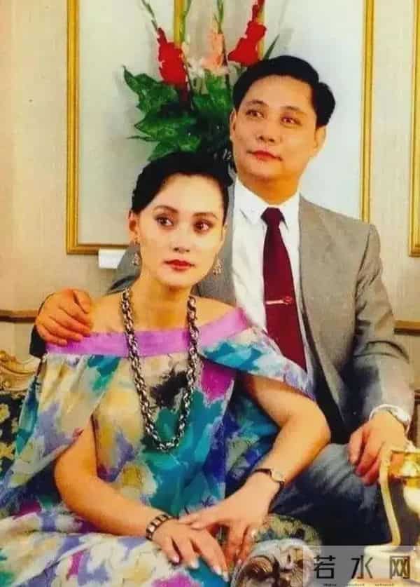 抛弃重病丈夫,甩掉著名导演,55岁再嫁比利时豪门的她现状怎样了