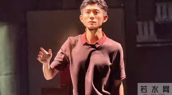 被“发腮”的张一山惊艳,33岁终于长开,网友:杨紫得避嫌了