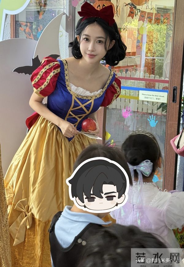 潘玮柏老婆参加幼儿园活动,5岁女儿好可爱,宣云穿公主装像姐姐