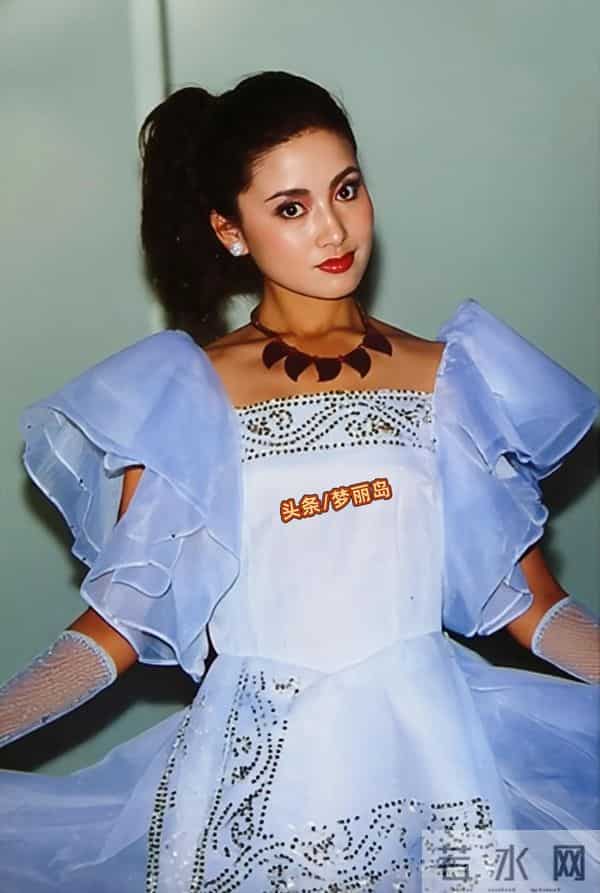 1986年明星时装挂历 时装电影《黑蜻蜓》《模特之死》吴海燕 陈烨 等