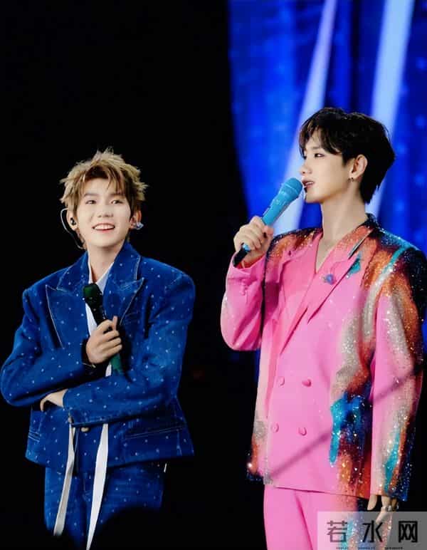 一场生日，戳穿25岁王源江湖地位，易烊千玺确实一个字都没说错