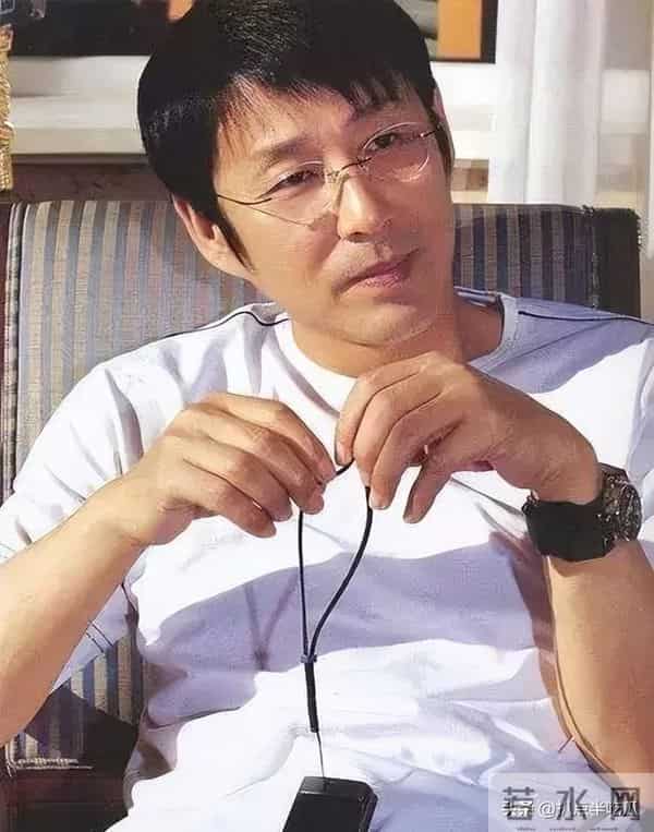 被背刺的陈道明,真是极品吗?儒雅人设深入人心,实则绯闻一大堆