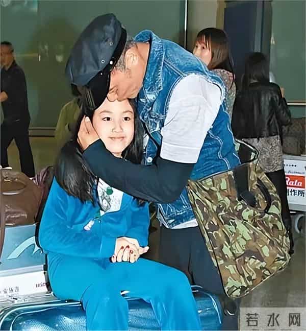 任达华女儿高颜值有才华，21岁180cm超模身材，长相大气舒服