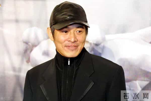 网传李连杰移植了已故少林武僧秋风的心脏！李连杰被逼脱衣自证