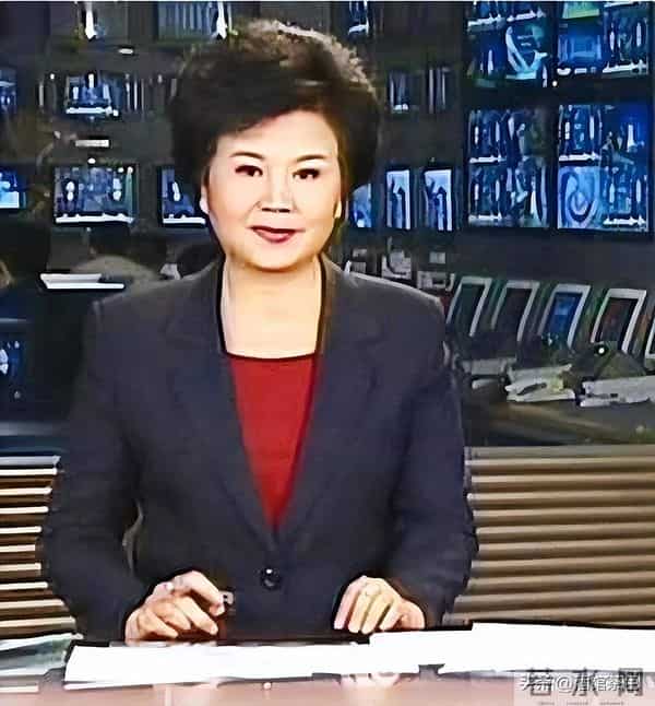 邢志斌主持《新闻联播》28年，退休被疑“晚节不保”，如今怎样了