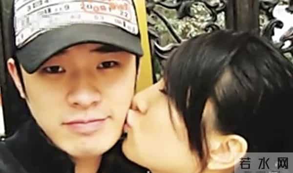 和陈赫离婚10年后,再看晒泳装照的许婧,才明白杨幂当年真说对了