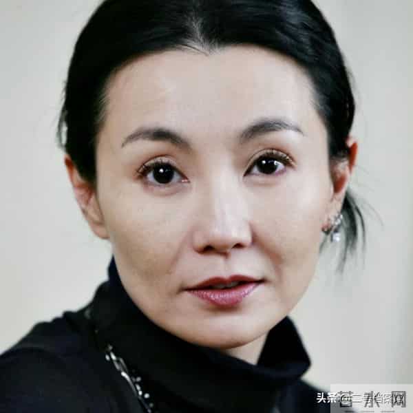 国外的空气都是甜的?看60岁张曼玉种地养鸡后,才知道涂磊说对了