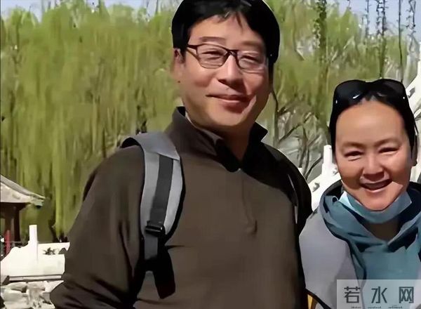 主持人孙小梅现状：59岁发福认不出，和海归丈夫婚后22年依旧恩爱