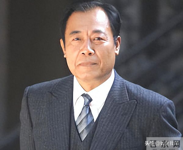 他是最干净的男演员，为妻息影12年，一生零绯闻，如今老到不敢认