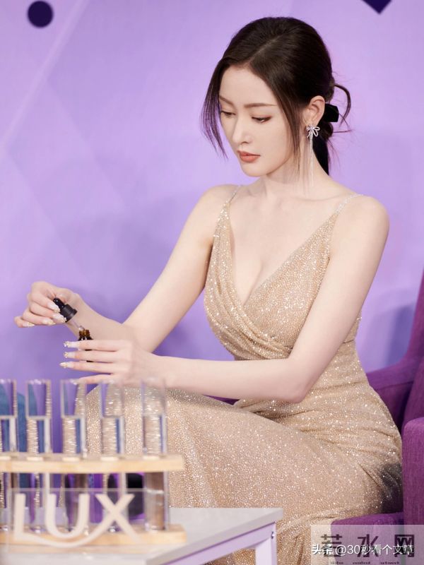 30 + 还能这么绝?张天爱用自律和审美,把美玩出了新高度