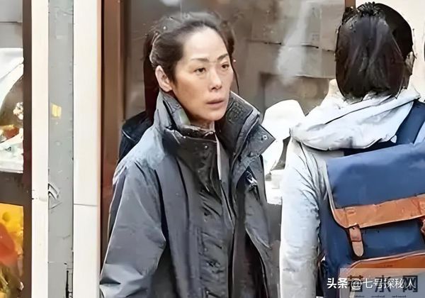 曾经的“乐坛天后”，被曝翻垃圾桶，曾力压王菲的她怎么活成这样