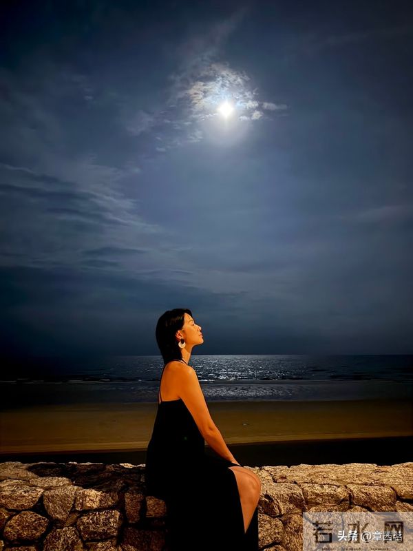 46岁的香港女星被老公宠上天，获老公安排生日之旅，幸福满满！