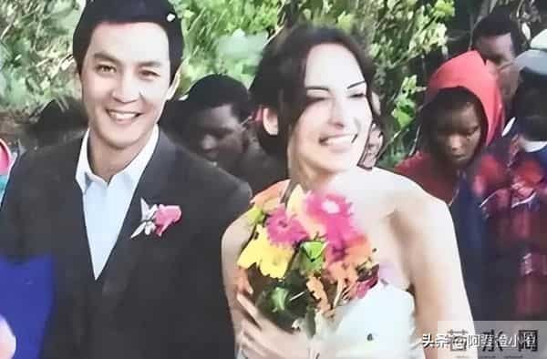 10年没同房，吴彦祖晒47岁老婆素颜合照，男方发言惊呆网友！