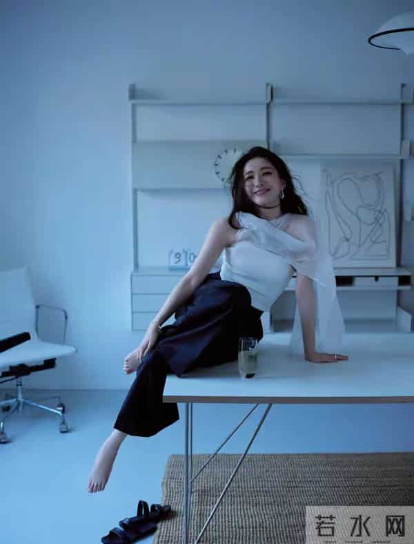 江疏影魅惑写真，太诱人了