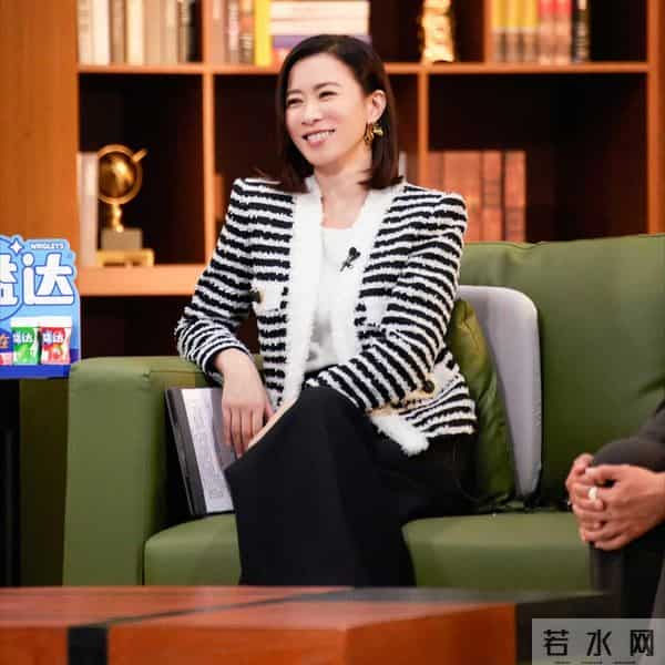 拒嫁豪门、勇甩陈浩民郑嘉颖，50岁不婚不育的佘诗曼，才是真狠人