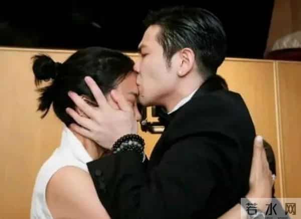 这一次，姐弟恋的"残酷现实"，在38岁萧敬腾身上体现的淋漓尽致