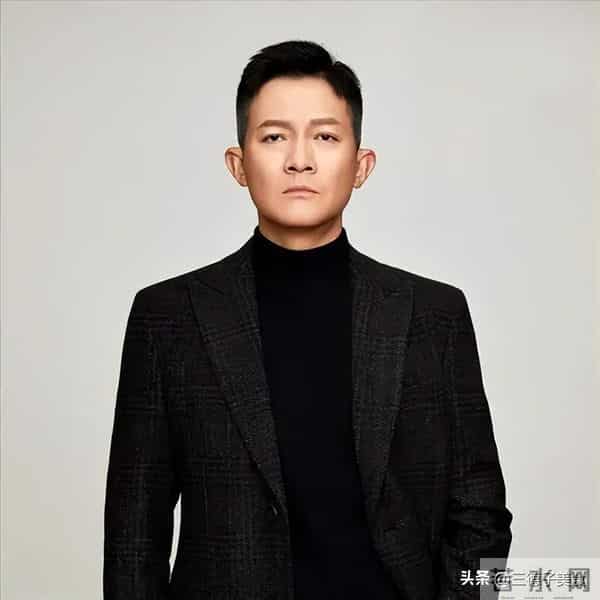 杨志刚：面瘫还结巴，却被哥哥捧了15年，如今兄弟俩成内娱清流