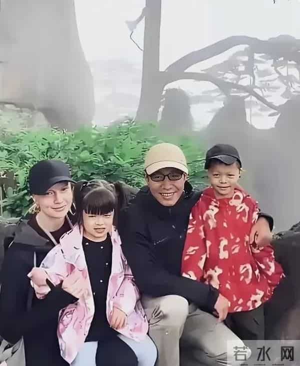 撒贝宁的遗传基因强大:女儿似中国人,儿子更像他