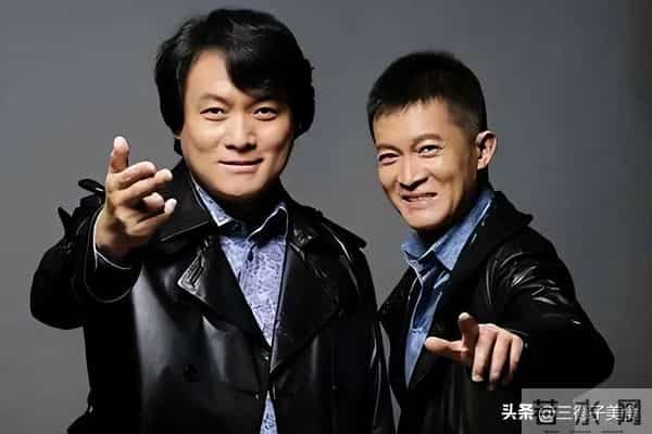 杨志刚：面瘫还结巴，却被哥哥捧了15年，如今兄弟俩成内娱清流