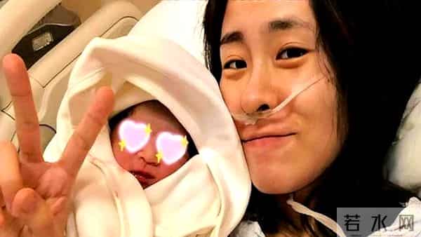 35岁张碧晨罕见晒女儿,5岁Judy腿又长又直,妈妈给她扎哪吒发型