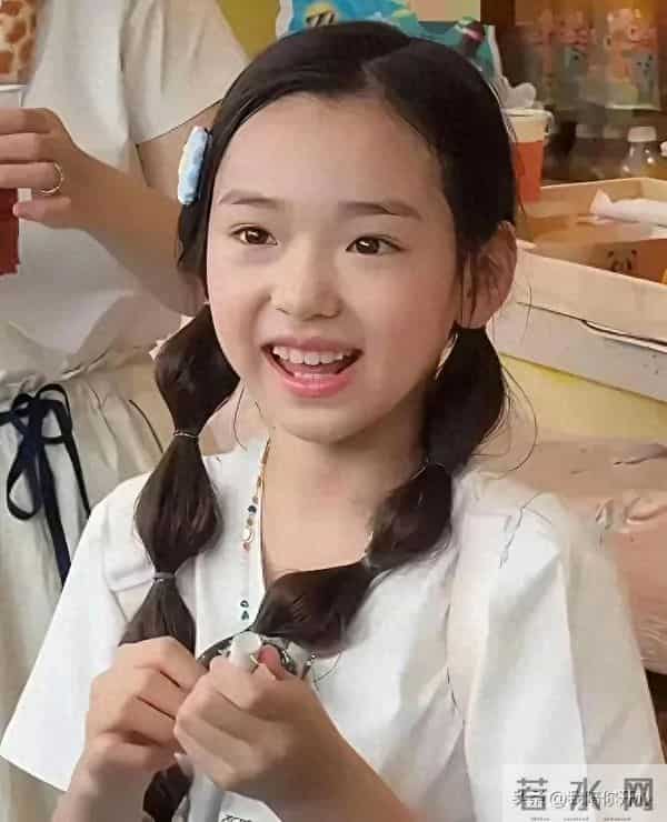 佟大为儿子与董璇女儿同框照曝光！网友：这难道是所谓的青梅竹马