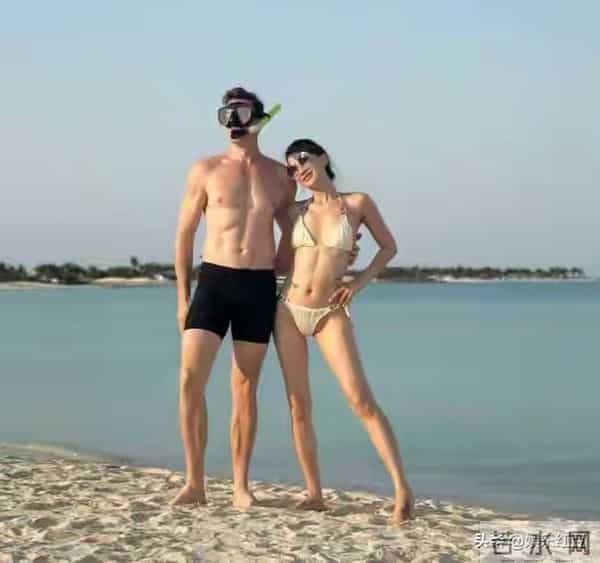 和陈赫离婚10年后，晒出情侣泳装照的许婧，没给前夫留一丝体面