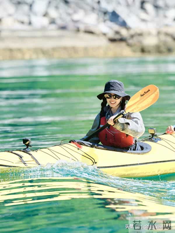 《花少》挪威穿搭合集,来看看明星们秋冬出游穿搭