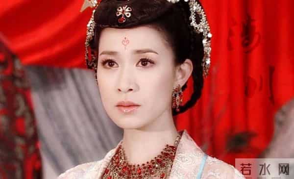 同居四年后分手，佘诗曼再一次押对宝，他却只能演烂片养四娃