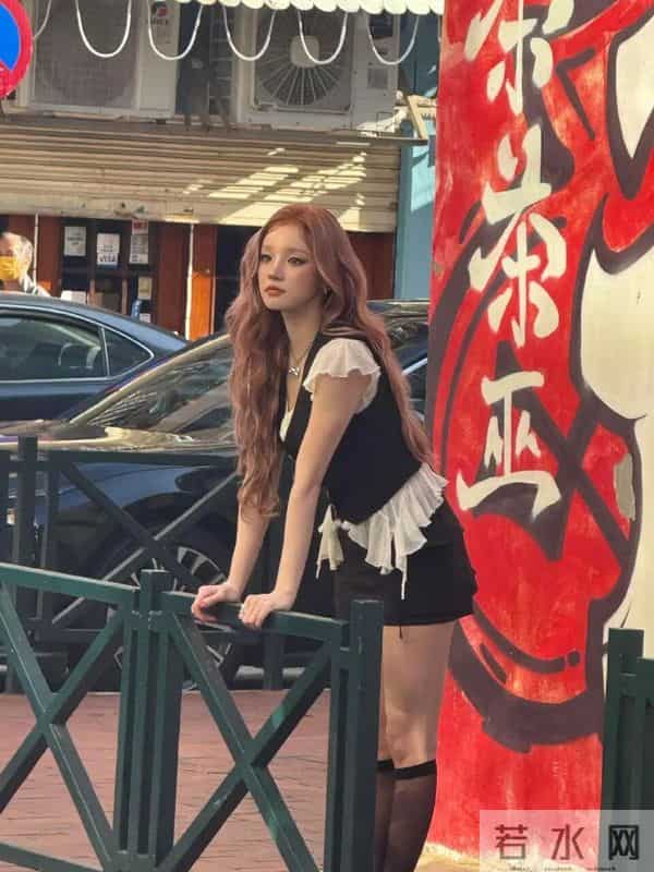 澳门官也街偶遇宋雨琦太美啦！