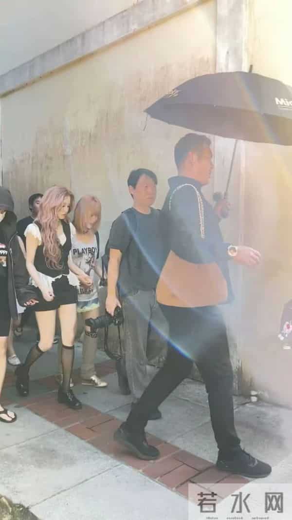 宋雨琦澳门街头被偶遇,本人又高又瘦近照非常漂亮,穿搭也很好看