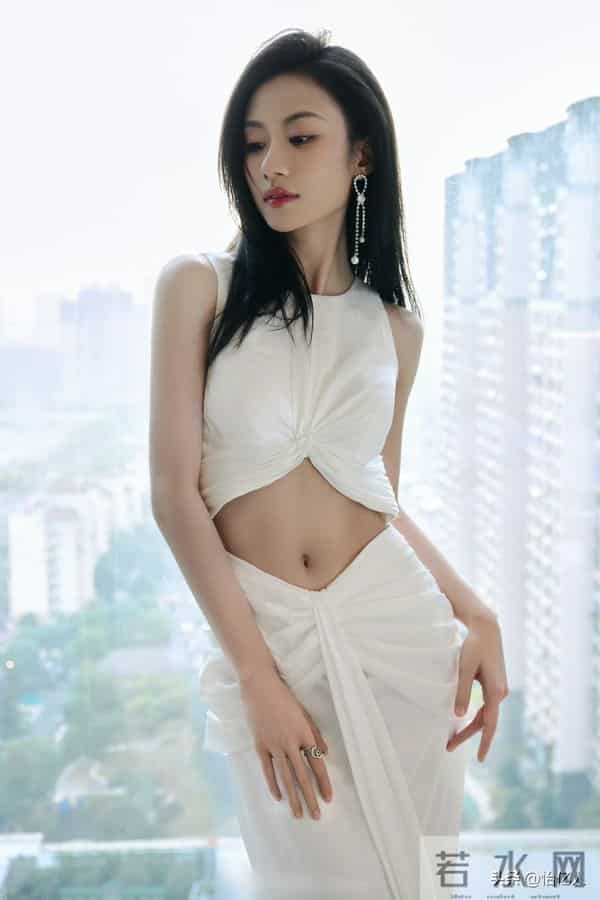 伍珂玥——美图写真欣赏