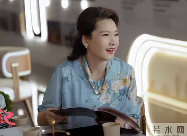 何赛飞虽然脾气不好,讲话快,但像宁静说的,她是有大格局有大爱