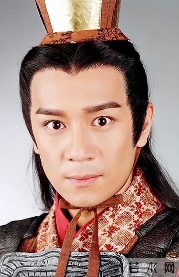 同居四年后分手，佘诗曼拿下“三料视后”，他却只能演烂片养四娃