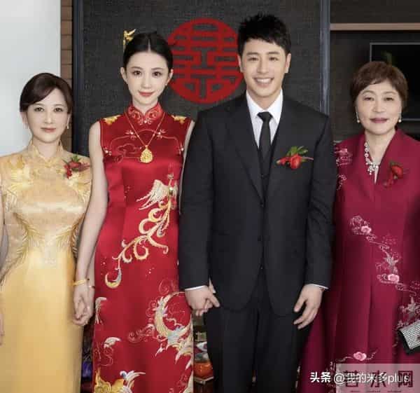 潘玮柏接岳母住上海新家,宣云妈妈亲手做包子,颜值像赵雅芝好美