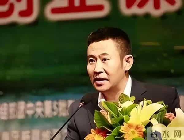 央视主持人赵赫：工作34年不买房 退休6个月后去世，遗言让人泪目