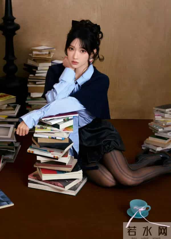 程潇黑丝新造型,越来越有味道了