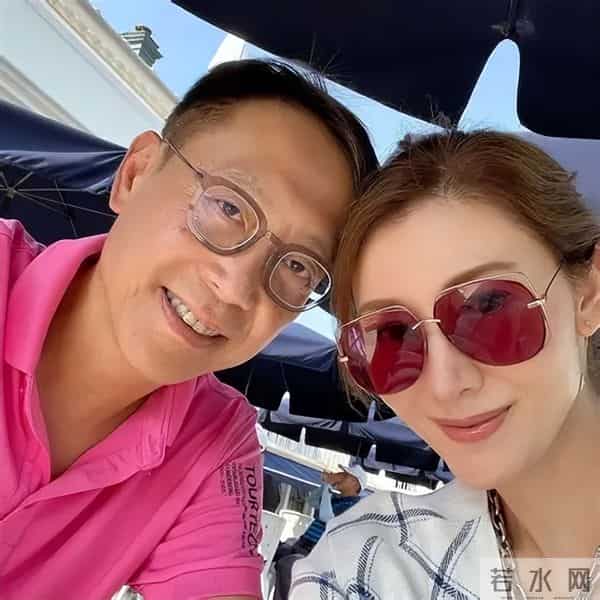 何超琼面前丢光的面子,被14岁儿子找回来了,李嘉欣才是人生赢家