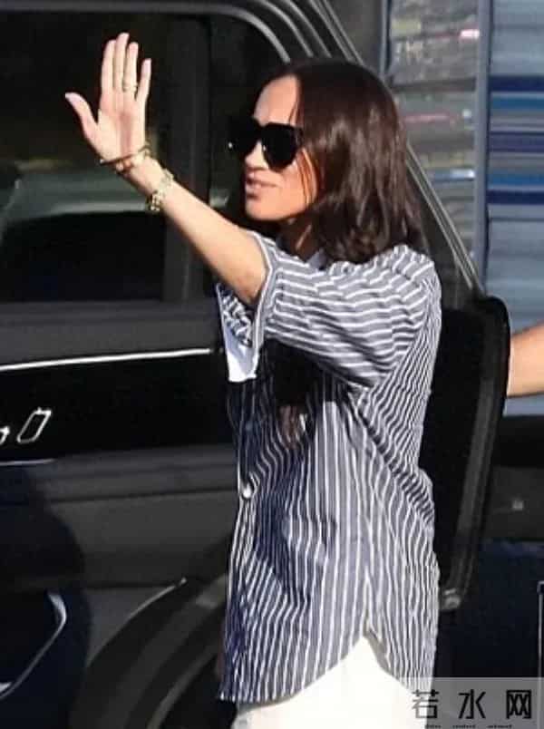 因为穷了，梅根·马克尔片场复出，出演新片《亲密好友》