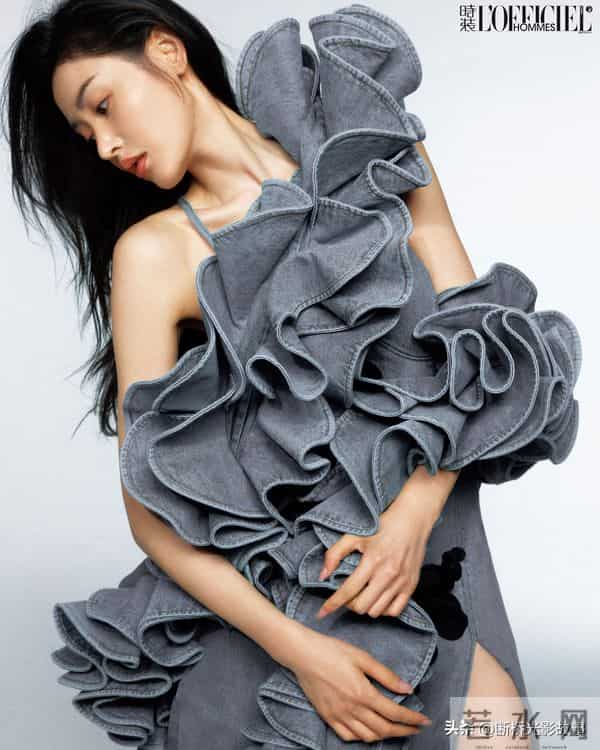 张天爱狼尾造型:三登封面,飒美张力拉满