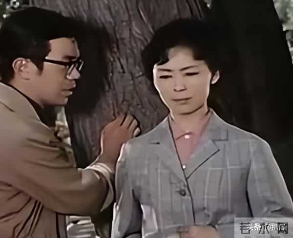 “王芳”刘尚娴：因参演《英雄儿女》爆红，如今83岁的她生活幸福