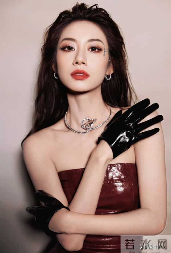 伍珂玥——美图写真欣赏