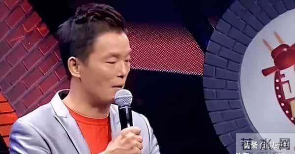 68岁曲协副主席:师从李金斗,二婚娶小30岁洋妻,生俩混血女儿